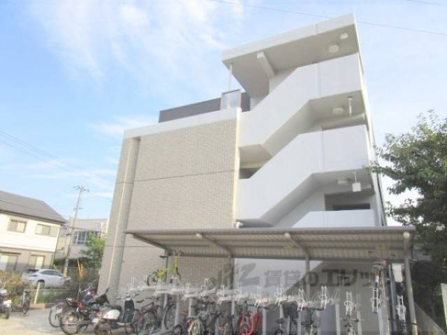 アルヴィータ外観写真1