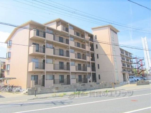 プルーリオン亀岡外観写真2