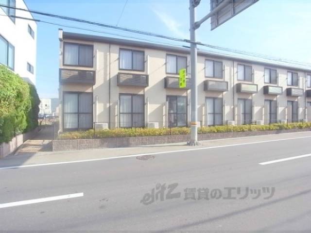 レオパレスハーモニー垣添外観写真1