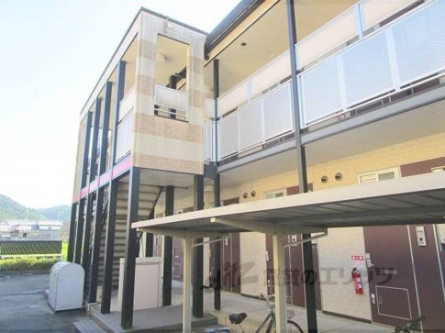 レオパレス曽我部外観写真3