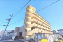 ベルセーヌ亀岡外観写真