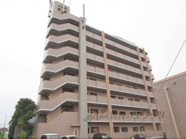 オットピアニ外観写真3