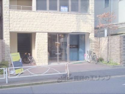 Ｇｒｅｅｎｗｉｃｈ　Ｈｏｕｓｅ(ﾃﾅﾝﾄ)外観写真1
