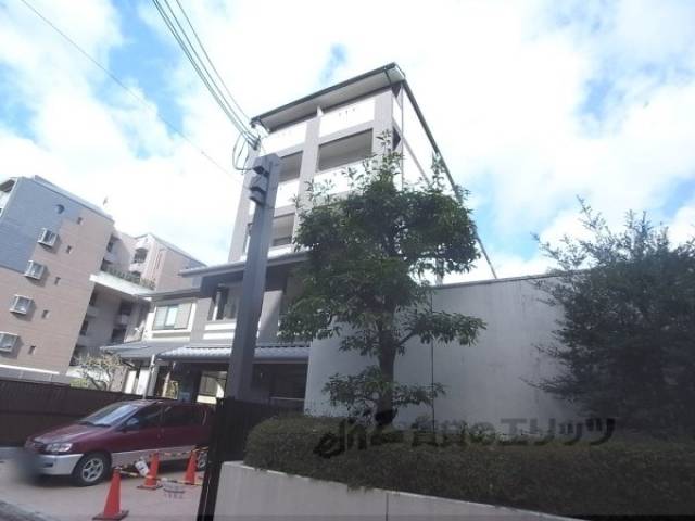 グランレブリー御所西２外観写真3