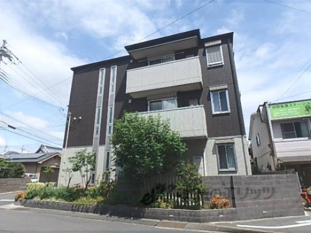ココ　カルティエ外観写真2