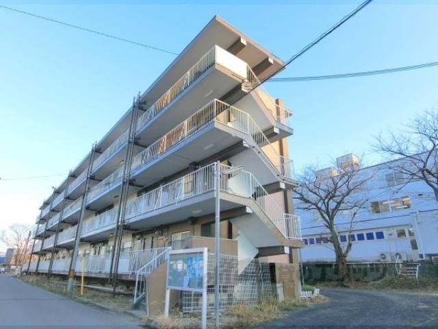 ヴィラナリー石山寺２外観写真1