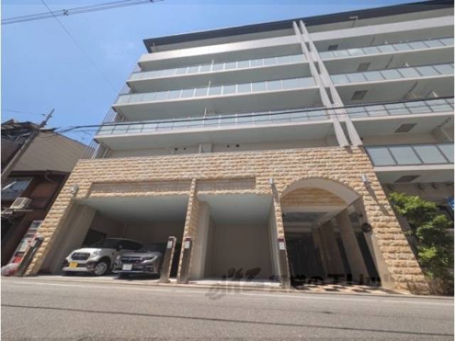 プルミエール朱雀外観写真1