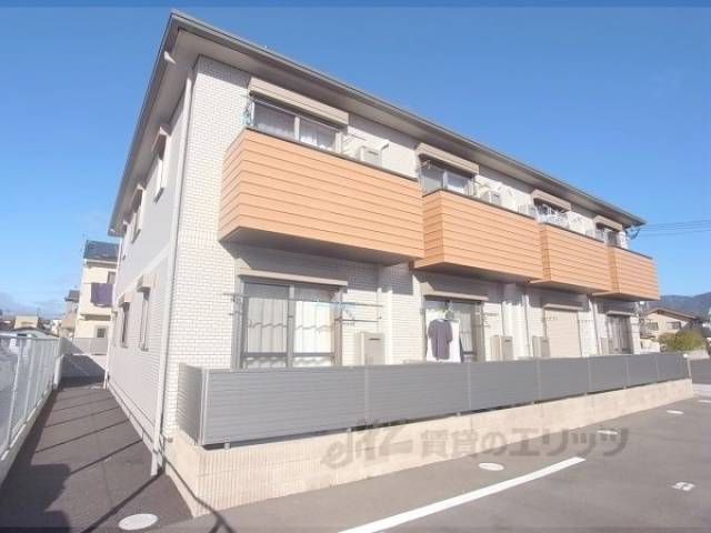 エルメゾンルポゼ外観写真1