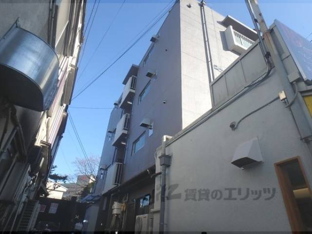 コーポ東福寺外観写真2