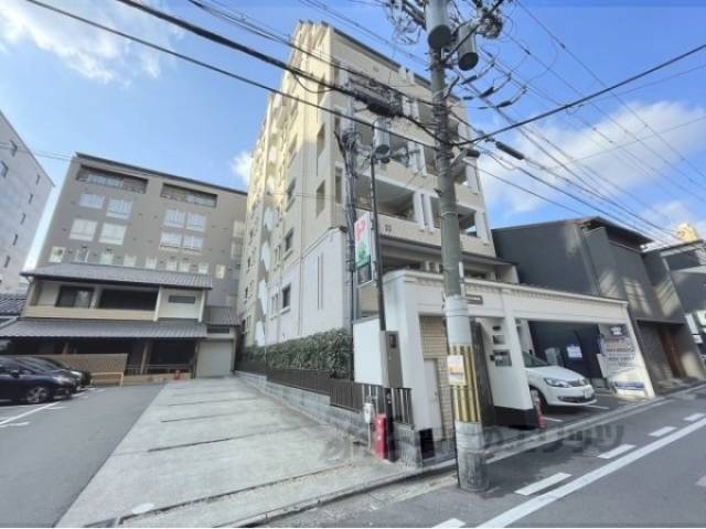 シルエラ御所南外観写真2