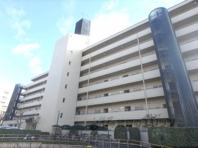 ユニ宇治マンション５号館外観写真1