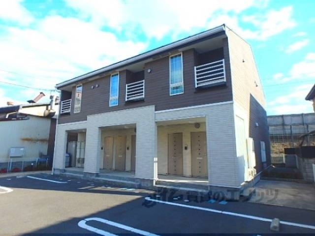 フォークローバー外観写真2
