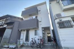 イーバ外観写真