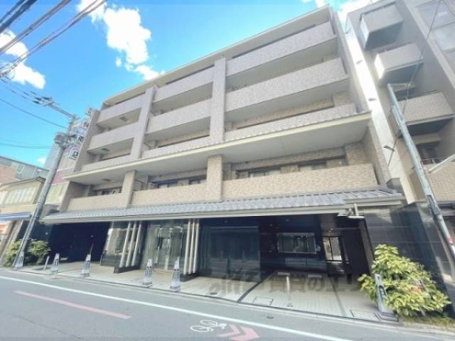 リーガル京都四条烏丸２外観写真1