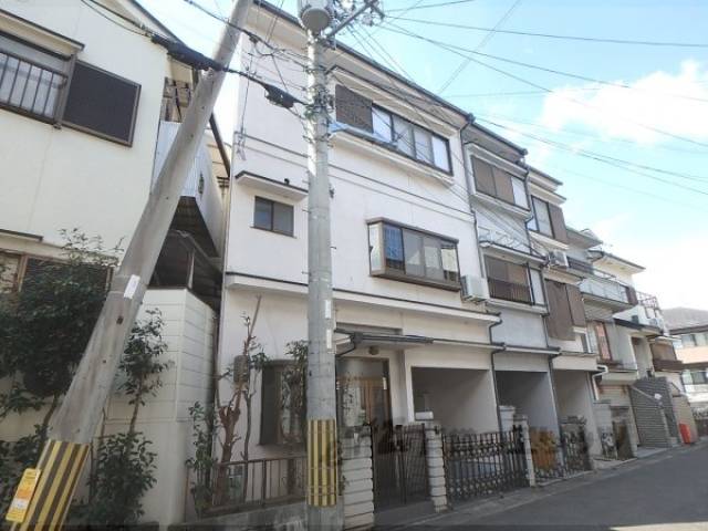 貸家外観写真1