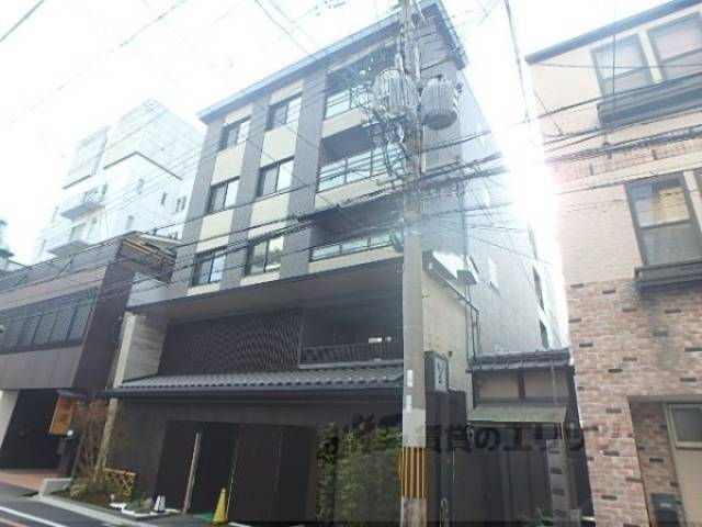 ロジュマン京都三条柳馬場外観写真1