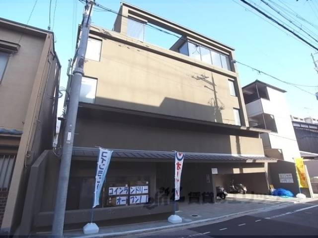 ロンドヴェール伏見桃山外観写真2