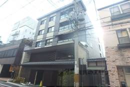 ロジュマン京都三条柳馬場外観写真