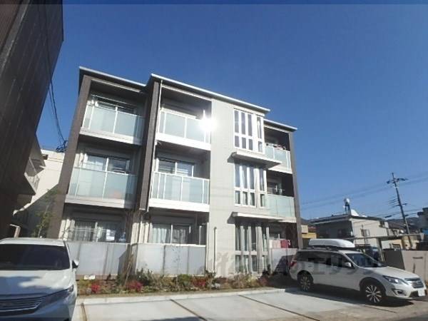 092227の外観写真