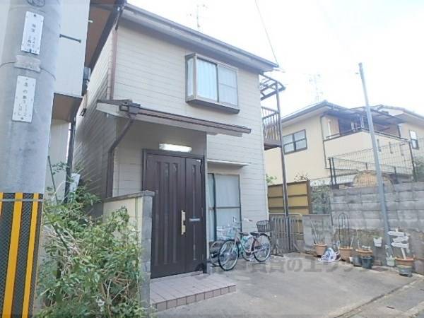092281の外観写真