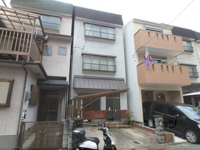 貸家外観写真1