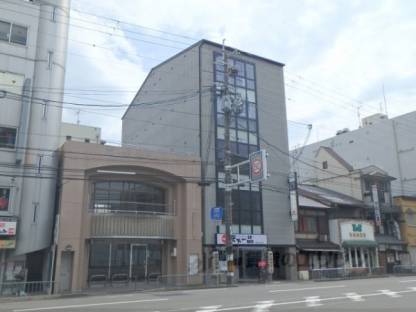 オヴェスト西院１外観写真3