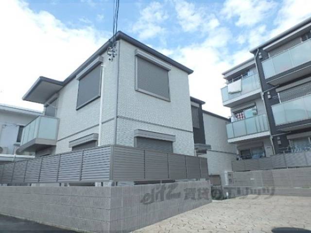 ヴァリエ久津川外観写真3