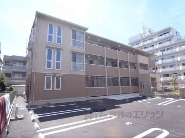 Ｓｏｕｒｉｒｅ　Ｅｎｓｅｍｂｌｅ外観写真1