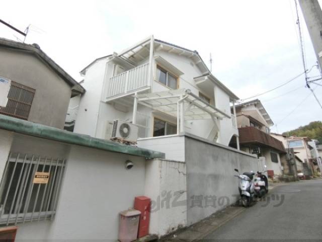 エモン山科外観写真2