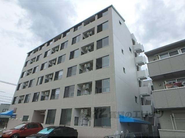 クロスメゾン外観写真1