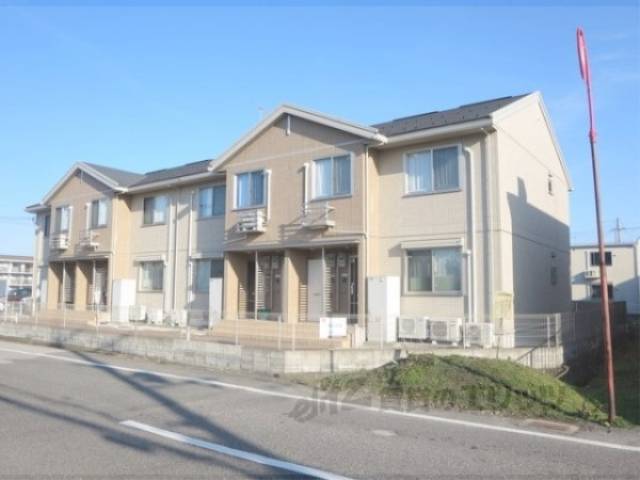 クレールハイツ外観写真1