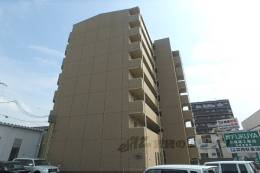 るなそる外観写真