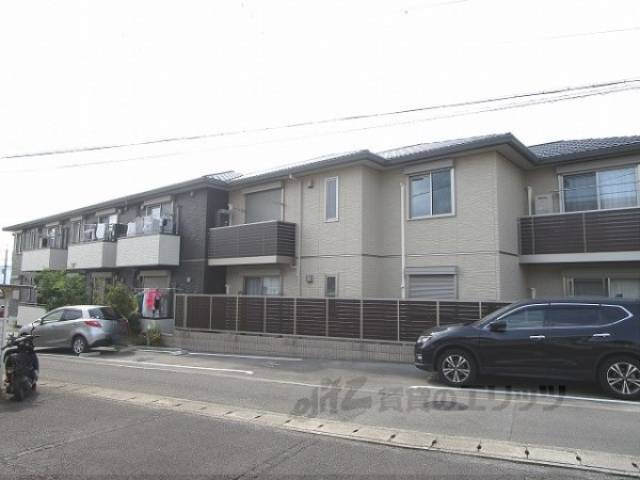 シャーメゾン峰山外観写真1