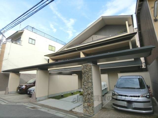 リソシエラグジェ御所西外観写真3