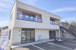 石山寺3丁目テナント外観写真