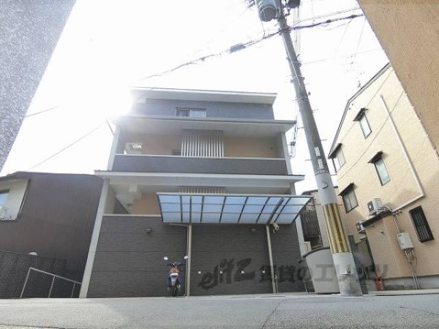 クレアーレ富小路外観写真2