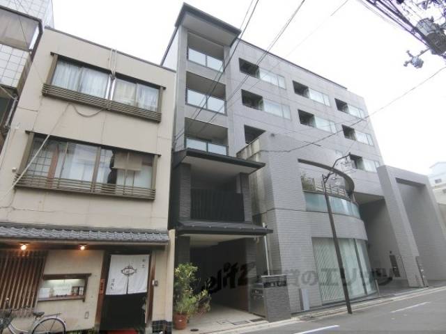 三条双月堂外観写真2