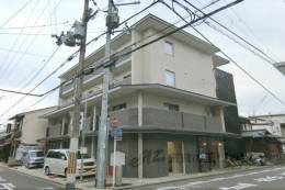 ペルージュ油小路外観写真