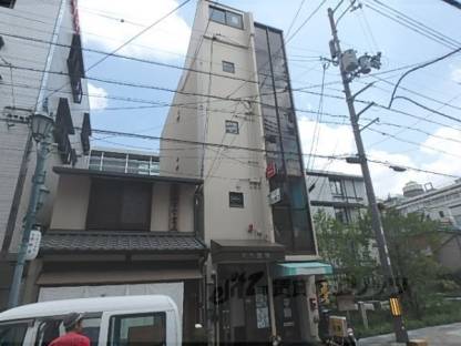 オカ建物ビル外観写真3