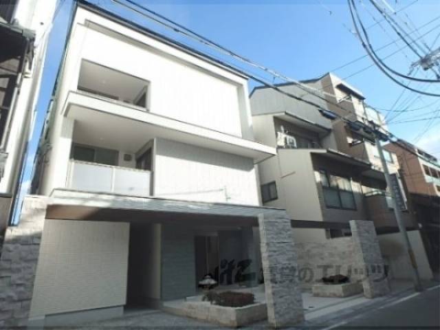 Ｓｔｏｎｅ　Ｖｉｌｌａｇｅ外観写真1