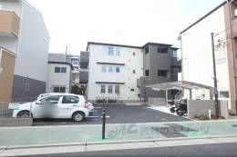 フォレス鳥羽１・２外観写真