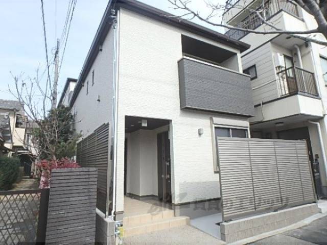 フォレス鳥羽１・２外観写真2