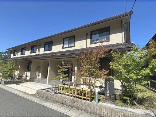 パークヒル岩倉外観写真2