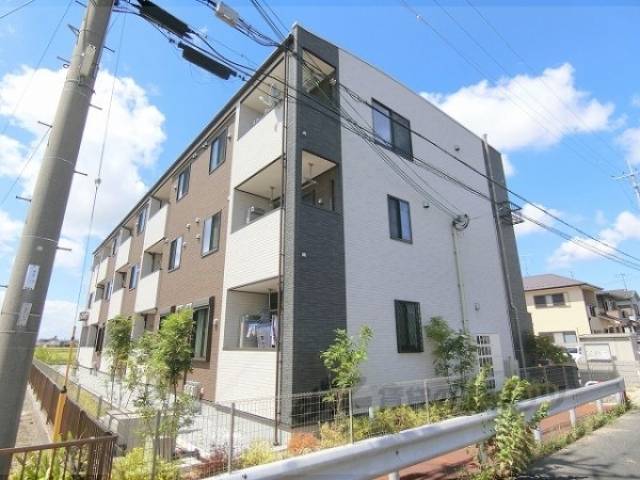 ベストウォール篠原外観写真2