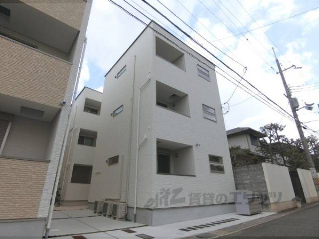 REGALESTサンメゾン四ノ宮外観写真1