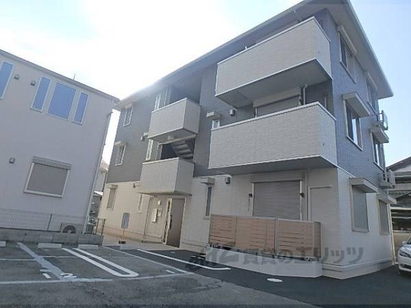 094525の外観写真