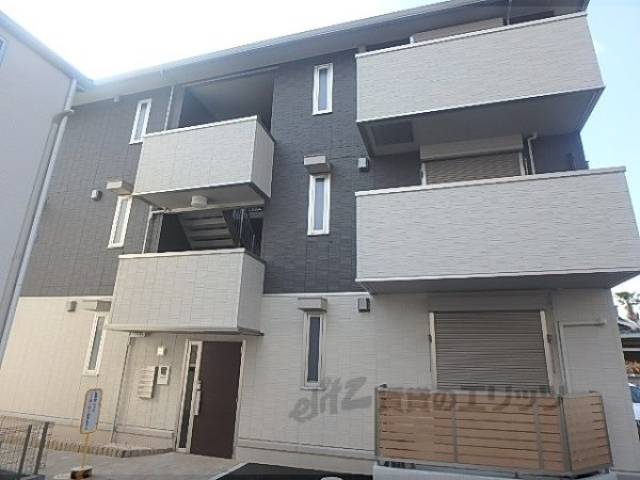 グランロジェール外観写真2