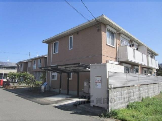 メゾン・リヴェール外観写真1