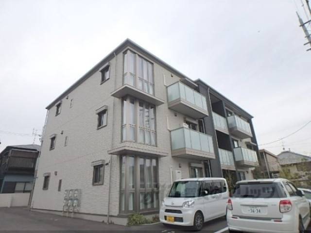 シャーメゾンプルメリア外観写真2