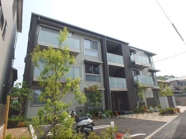 シャーメゾンハピネス弐番館外観写真2